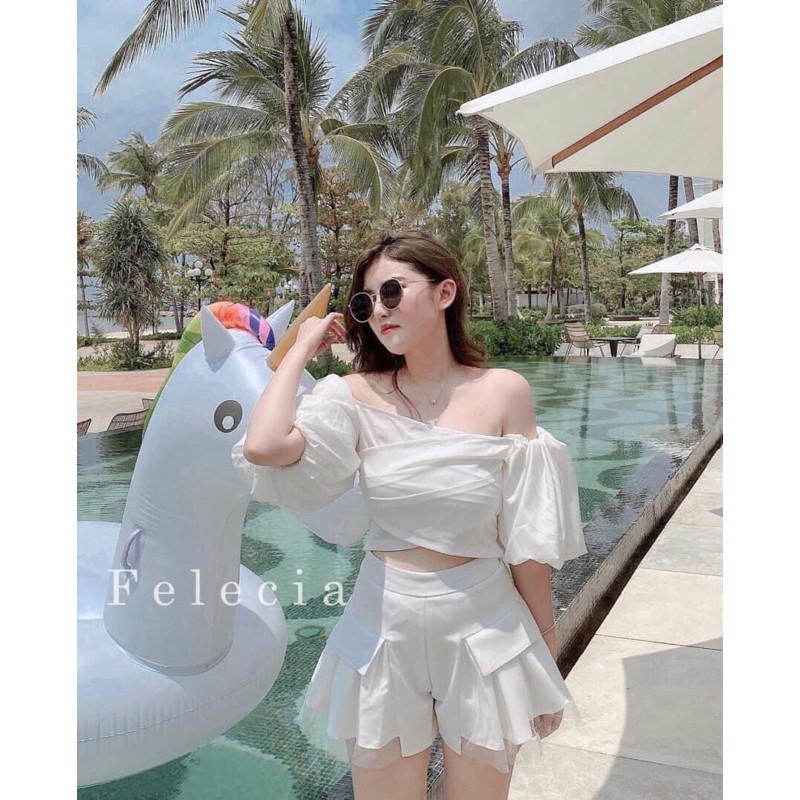 SÉT ÁO PEPLUM RỚT VAI TAY PHỒNG+ SHORT PHỐI LƯỚI