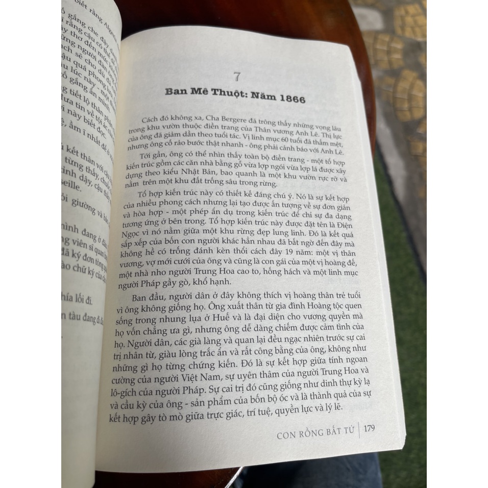 Sách - CON RỒNG BẤT TỬ - Michael Peterson – Viện nghiên cứu phát triển Phương Đông - Bình Book