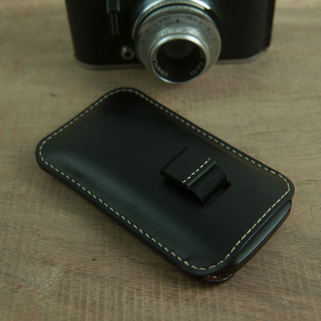 Bao điện thoại E72 - da bò thật - màu đen - handmade MC179