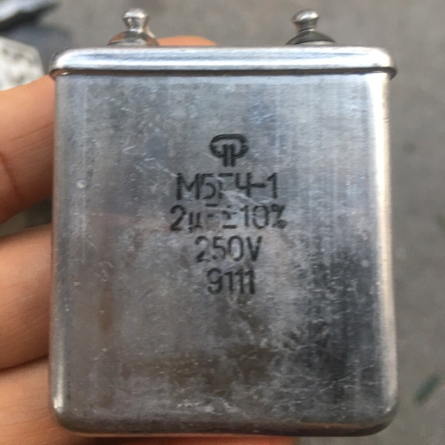 Tụ 2M 250V Nga