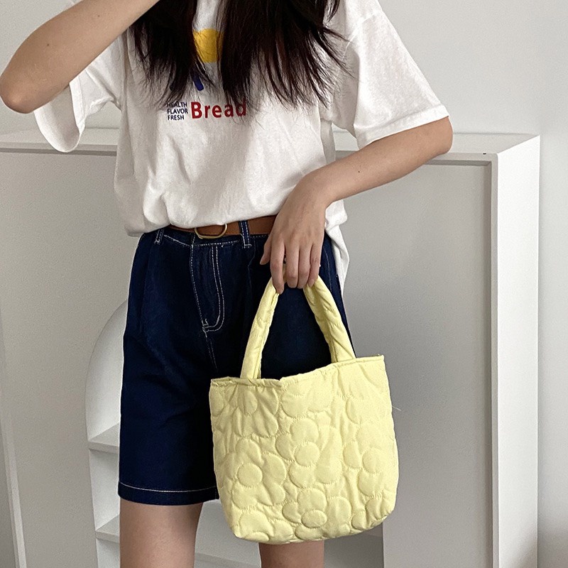 Túi xách bỉm sữa Size vừa phong cách Hàn Quốc