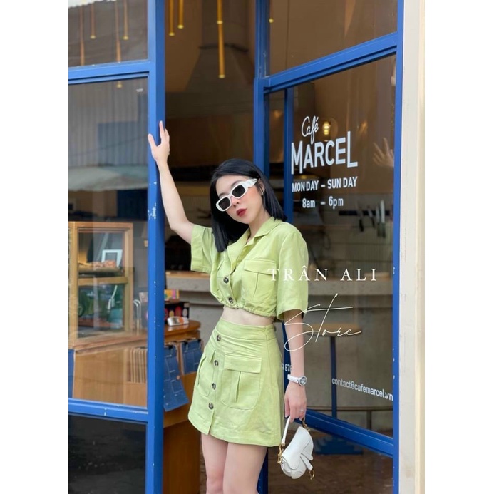 SÉT VEST CHÂN VÁY CHẤT KATE THÔ ÁO NẮP TÚI PHỐI NÚT CỰC XINH LUNG LINH VLTN SHOP