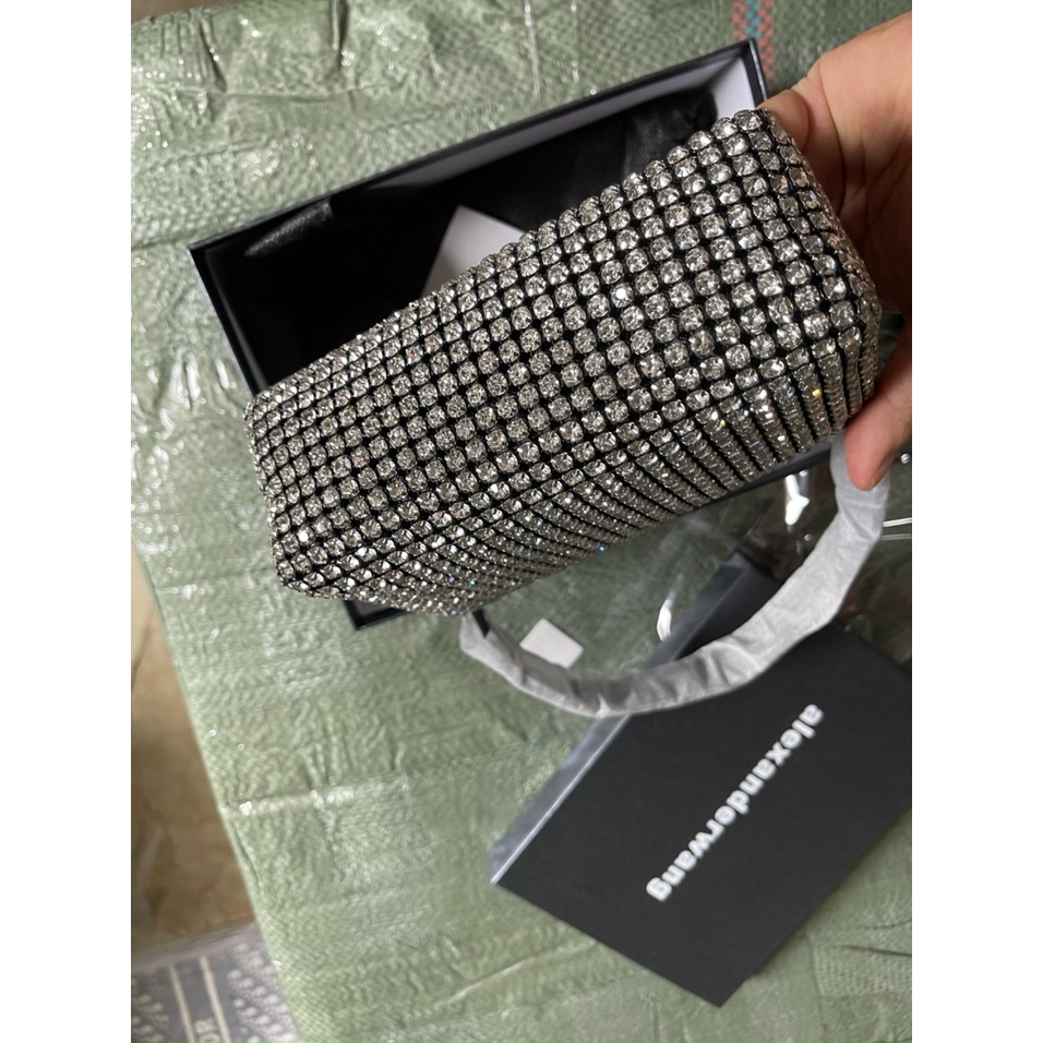 Túi Wang Đeo Chéo Nữ Kiêm Xách Tay 2 Qoai Tháo Rời Chất Liệu Ánh Kim Trang Trí Hạt Chuẩn Cao Cấp Phiên Bản Giới Trẻ