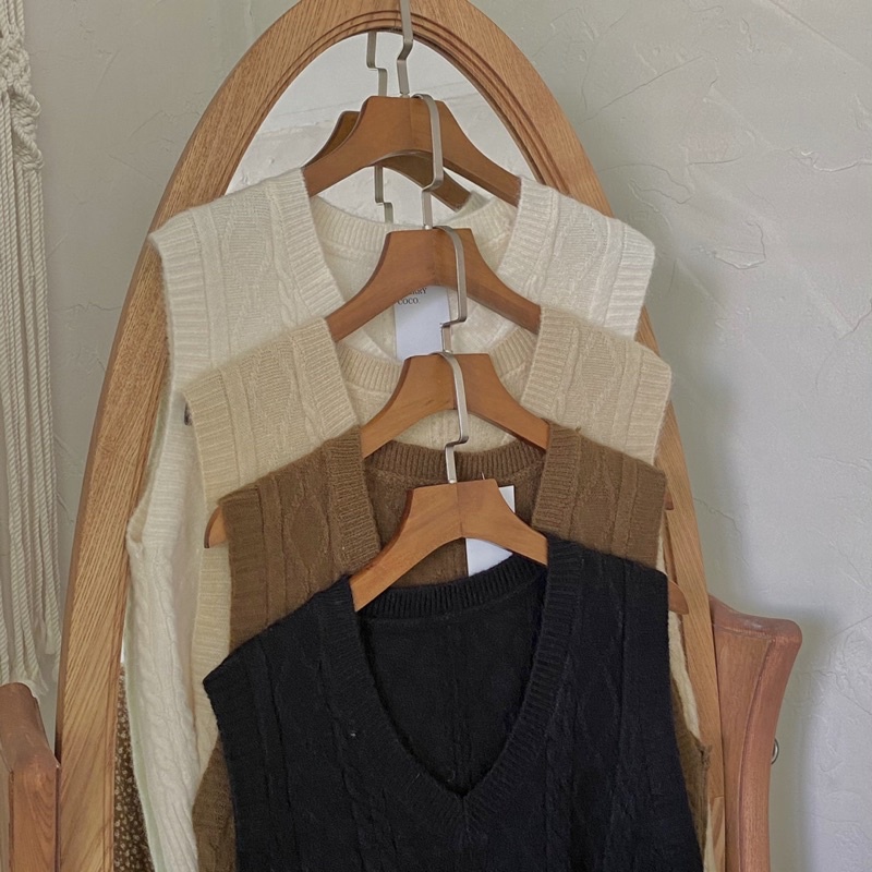 Áo gile len vặn thừng vừa 11113 CHERRYCOCO | BigBuy360 - bigbuy360.vn