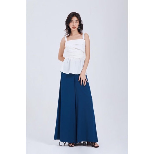 [Mã BMBAU50 giảm 50K đơn 150K] LYLA TRAN - Áo 2 dây xếp ly màu xanh/trắng (JADE)