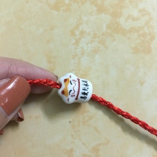 Vòng tay mèo sứ may mắn Maneki