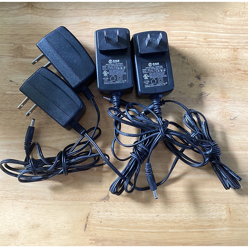 Adapter đầu kim nhỏ đủ loại 5v-1a, 5v-2a, 9v-1a, 12v-1a 12v-2a dùng cho camera ip, hub, switch, thiết bị điện tử khá
