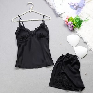Bộ ngủ lụa mềm mịn phối ren