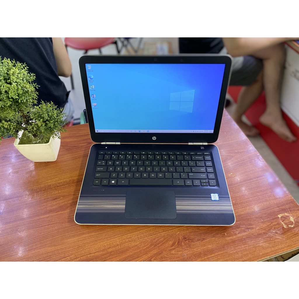 Laptop cũ HP 14 AL 103TU màu Gold sang trọng - Mỏng nhẹ - Core I3 7100U - RAM 4GB - SSD 128GB mượt mà