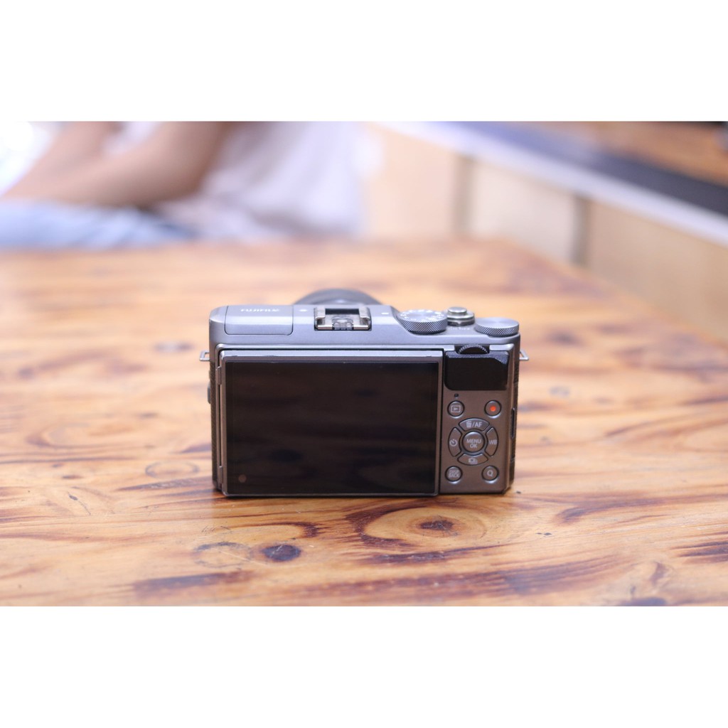 Máy ảnh Fujifilm X-A5 + 15-45mm f/3.5-5.6 OIS II PZ