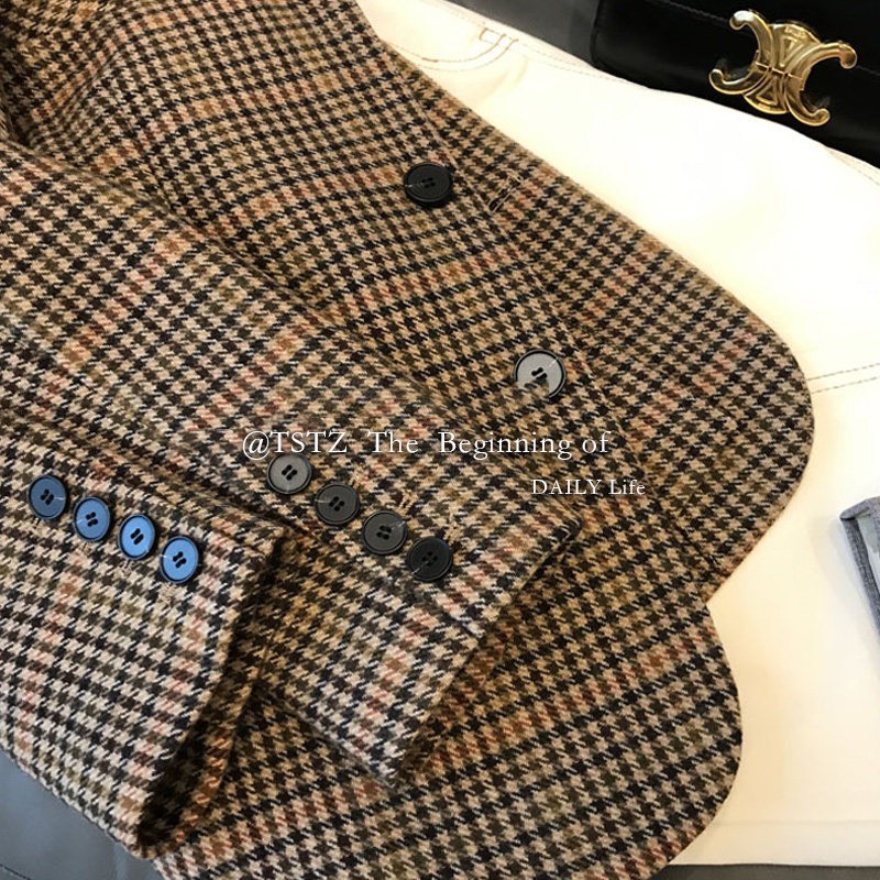 Áo khoác blazer sọc hot trend