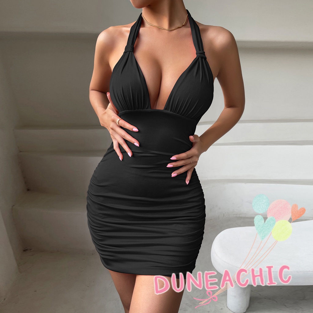 Đầm Body Cổ Chữ V Khoét Sâu Thiết Kế Hở Lưng Quyến Rũ