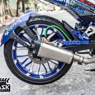 Gác chân biker exciter va winer