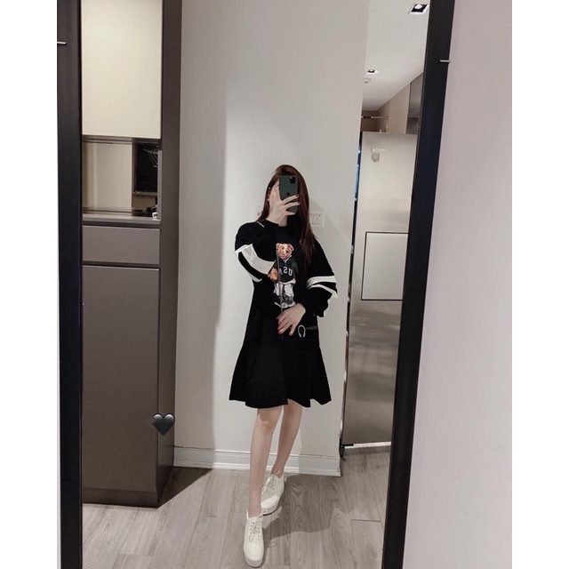 Váy Cotton nỉ Đuôi Cá Dài Tay Phom Suông Dáng Trẻ Trung Năng Động | BigBuy360 - bigbuy360.vn