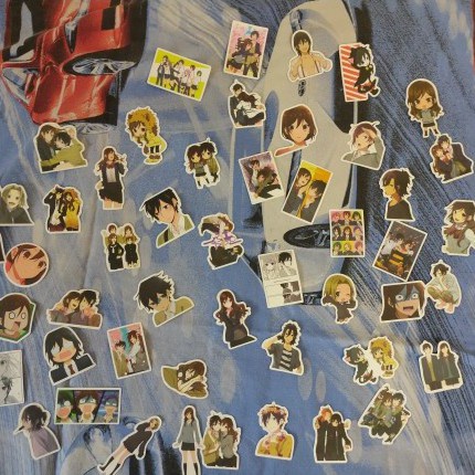 Bộ 50 / 25 / 10 nhãn dán họa tiết hoạt hình trang trí vali laptop