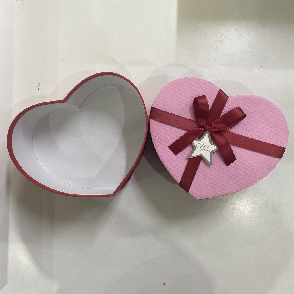 Hộp đựng quà hình trái tim cao cấp quà tặng valentine noel sinh nhật