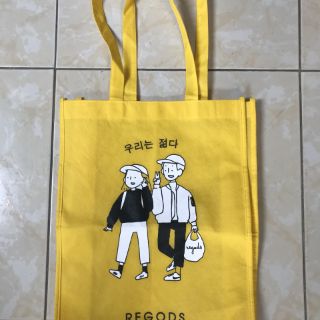 Túi tote local brand