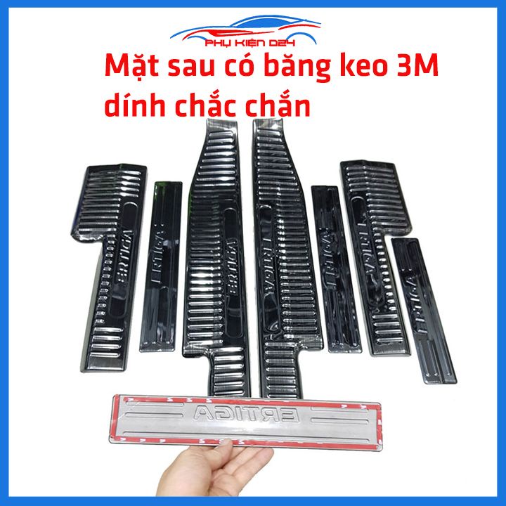 Bộ ốp bậc cửa trong ngoài nẹp bước chân Ertiga 2019-2020-2021-2022 vân Titan chống trầy trang trí xe