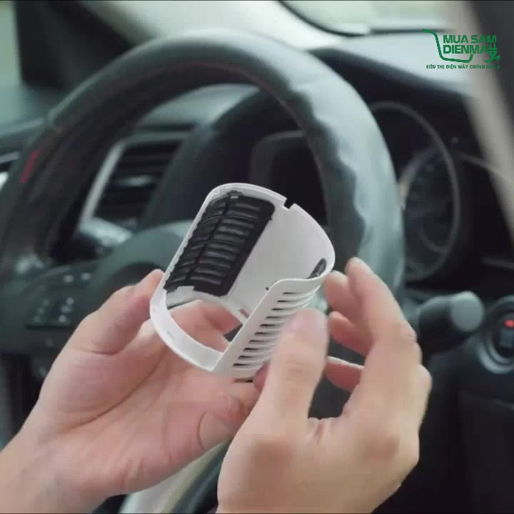 Máy khử mùi ô tô Sharp IG-NX2E