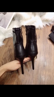 Boot nữ xinh