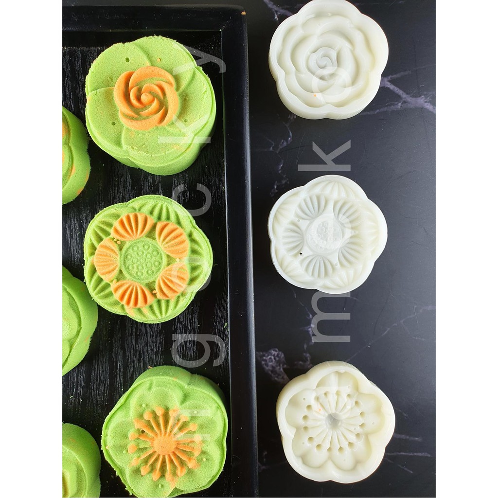 NQ00814 - KHUÔN LÒ XO BÁNH TRUNG THU / BÁNH DỨA  HÌNH HOA 5 CÁNH 50G