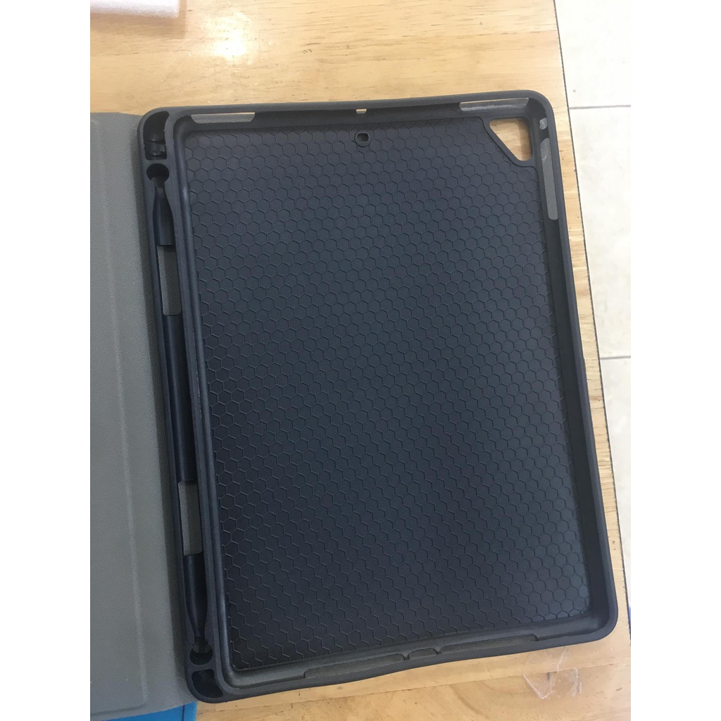 Bao da bàn phím Bluetooth iPad Air 5 4 Pro 11 Gen 7 8 9 10.2 Pro 10.5/ Gen 5 6, Air 3, Air 2 Lưng Dẻo Có kay Bút