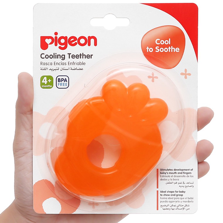 Ngậm nướu lạnh Pigeon táo / dâu / cà rốt cho bé từ 4 tháng tuổi