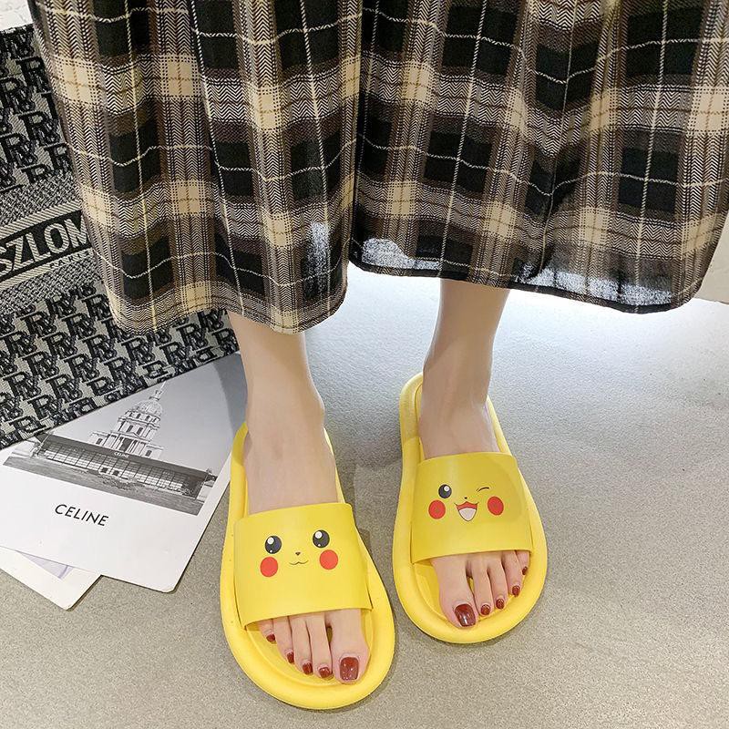 15T013 - Dép cao su hình Pikachu chuẩn Quảng Châu