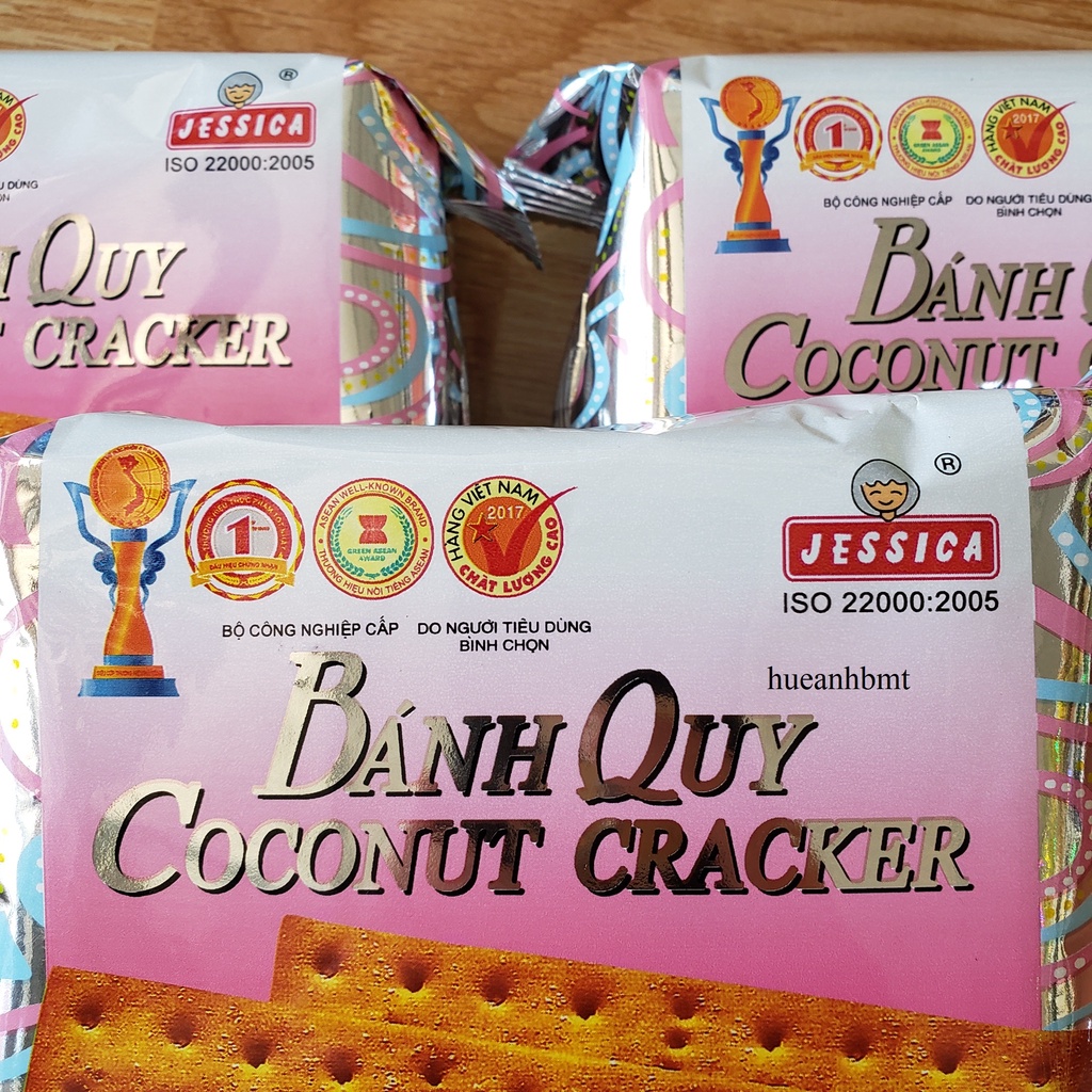 Bánh Quy Coconut Cracker Jessica Bạc Vuông gói 178g