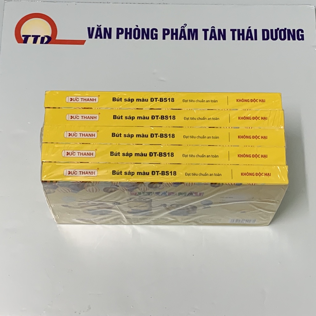 Bút Sáp Màu Đức Thanh - Hình Minion Tinh nghịch - 18 màu - 1 hộp