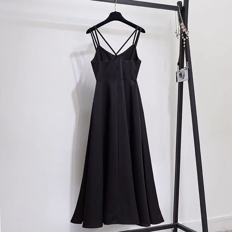 Đầm Đen Hai Dây Ôm Dáng Cỡ Lớn 40-100KG C8578
