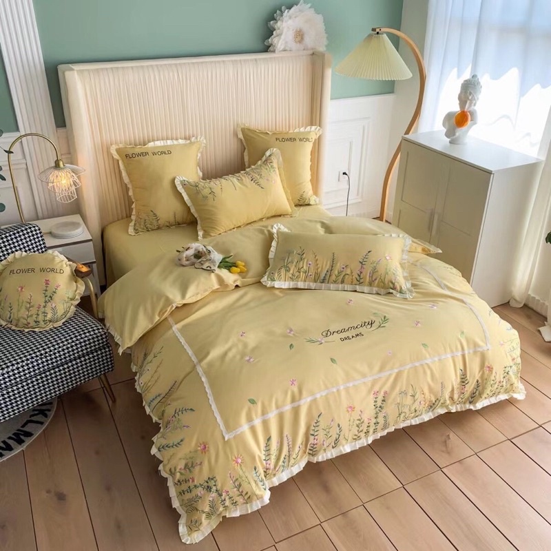 Bộ 4 món vỏ chăn ga gối Lụa Satin cao cấp vàng thêu hoa