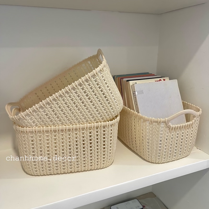Rổ khay nhựa đan mây để bàn đựng đồ đa năng có quai cầm đựng mỹ phẩm, phòng tắm Chanhhome.decor