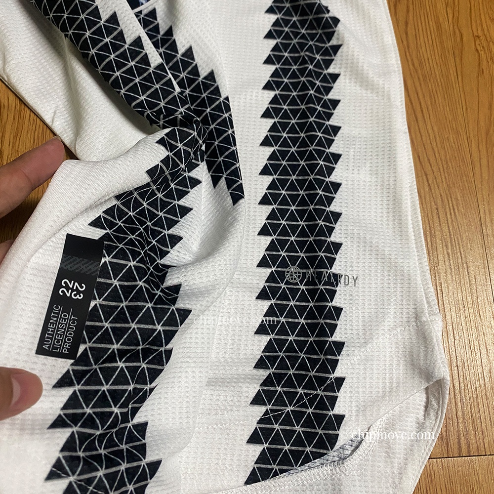 - Bộ áo bóng đá Juve Juventus trắng đen sân nhà hàng thái cao cấp