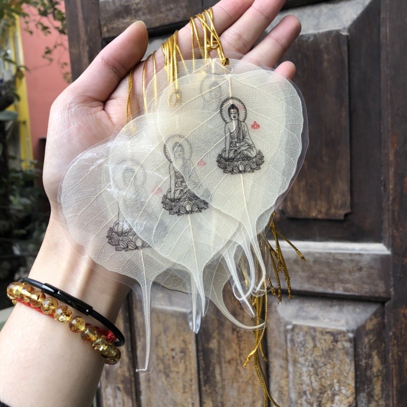  Lá Bồ Đề Trắng có dây treo xe ô tô - Bình an, may mắn | BigBuy360 - bigbuy360.vn