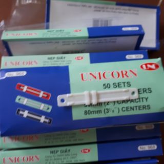 1 hộp 50 nẹp giấy Uncorn bọc nhựa ngoài