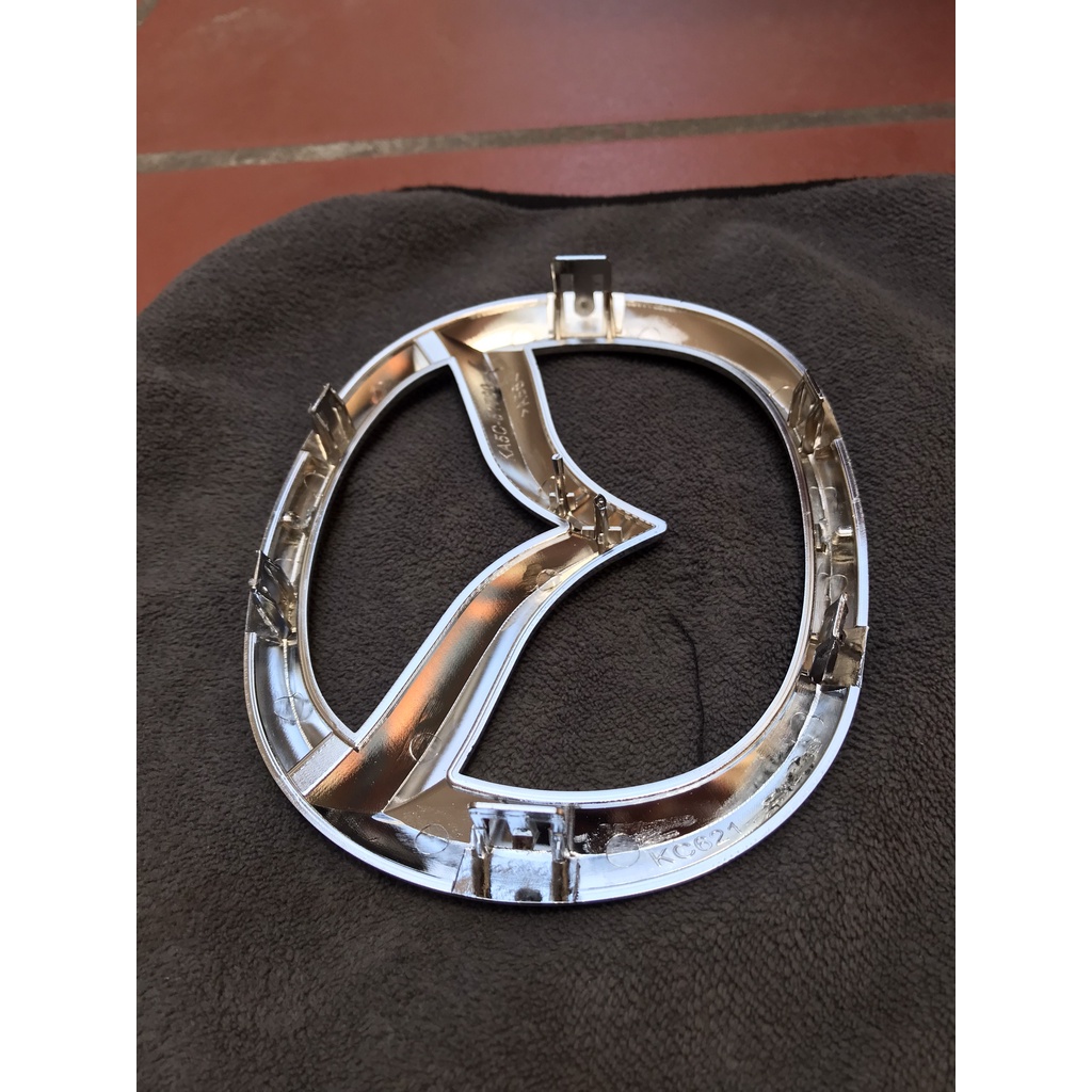 Logo mặt Calang  Mazda CX5; CX8 đời 2018 - 2022  ; BT50
