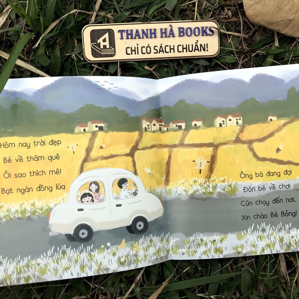 Sách - Gia đình bé bỏng - Bộ 3 quyển tặng kèm Sticker - Dành cho bé 0 - 6 tuổi - (Sách thơ cho bé - Dòng sách đọc to)