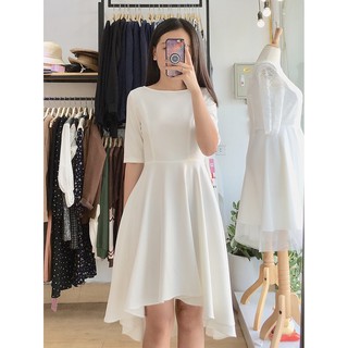 Váy đuôi cá trắng lỡ