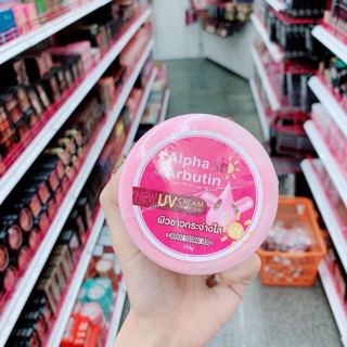Kem kích trắng body alpha arbutin 3+