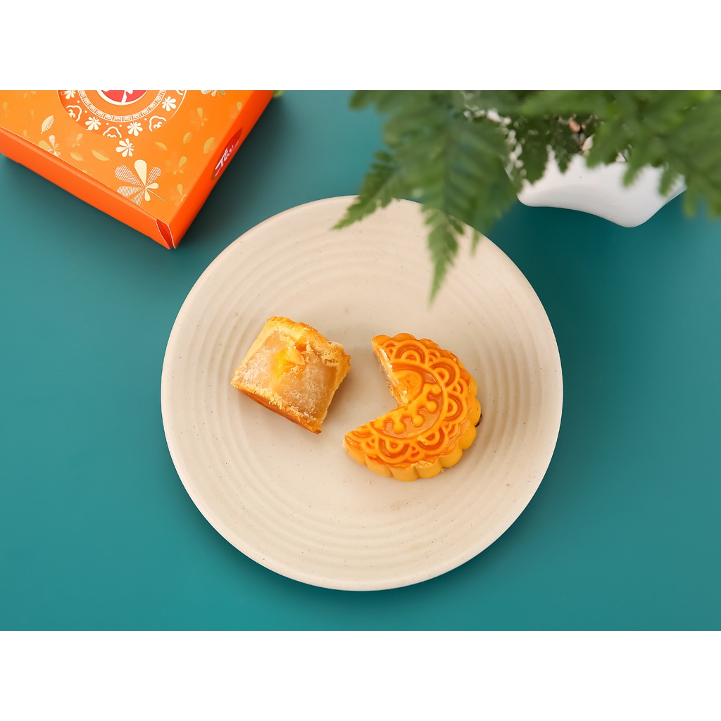 Bánh trung thu Kinh Đô Lava trứng chảy - Hộp 6 bánh