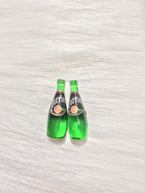 Mô hình chai nước khoáng có ga Perrier, chai nước trang trí nhà búp bê, fruit wine bottle for dollhouse