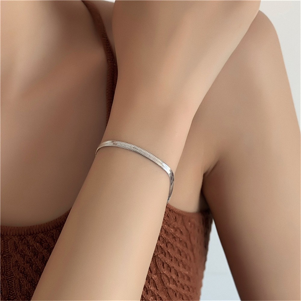 Vòng tay hình xương rắn thiết kế đơn giản phong cách châu Âu