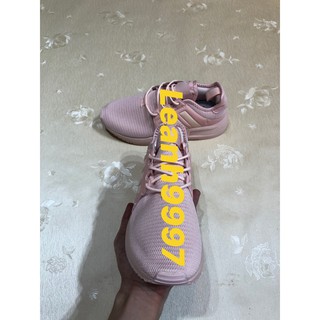 Giày thể thao sneaker hồng nữ tính