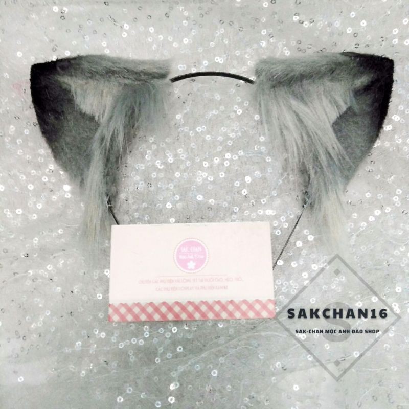 Tai cáo cosplay xám chỏm đen