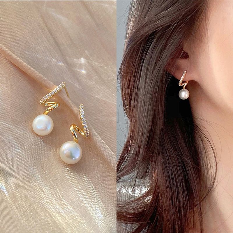 Khuyên Tai Dạng Xoắn Đính Hạt Ngọc Trai Và Kim Cương Nhân Tạo Kiểu Dá