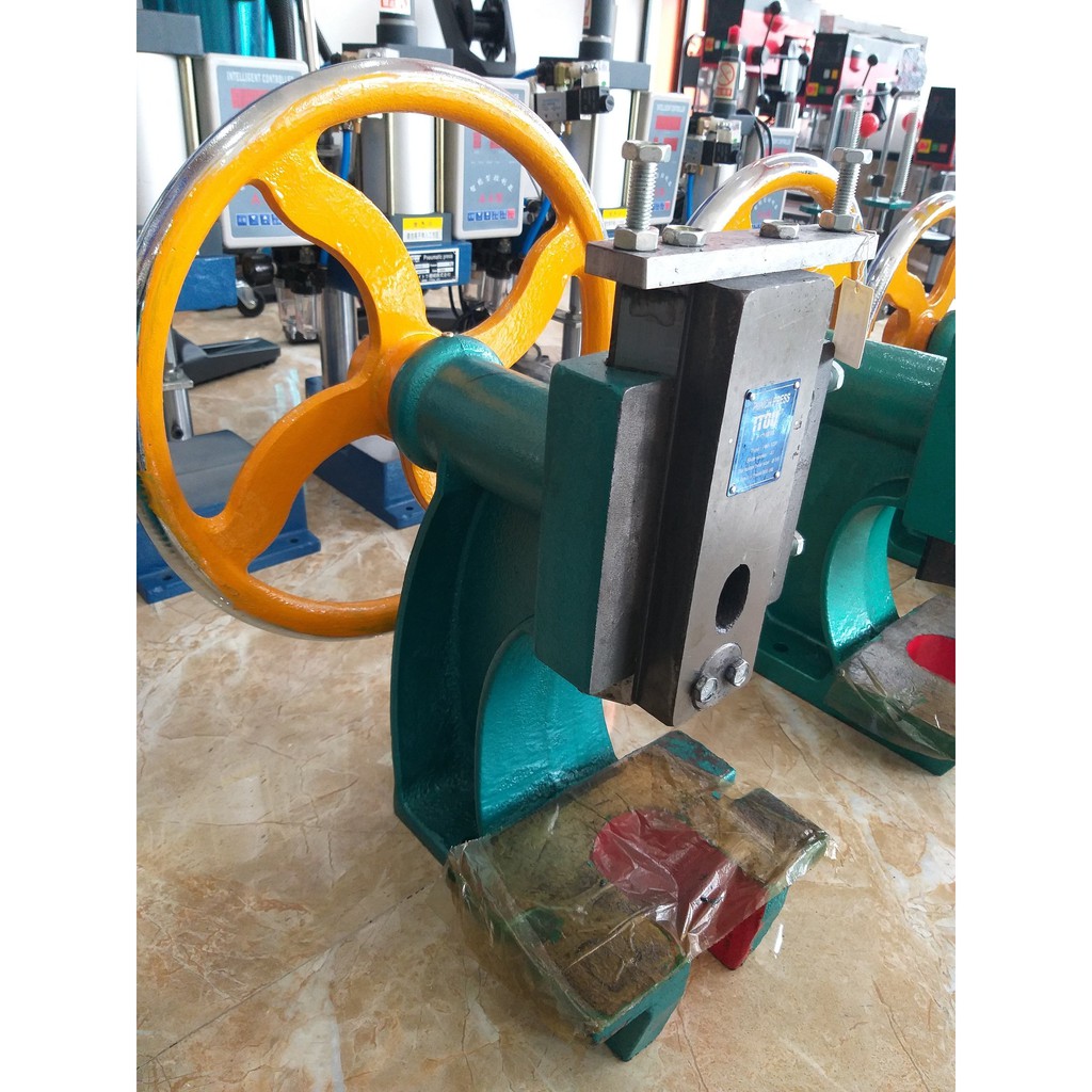 MÁY DẬP BÁNH ĐÀ MINI HM-100