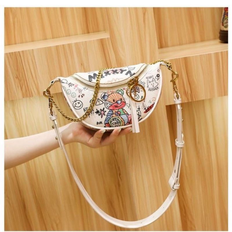 Túi đeo chéo bao tử in hình Gấu dễ thương hot 2022