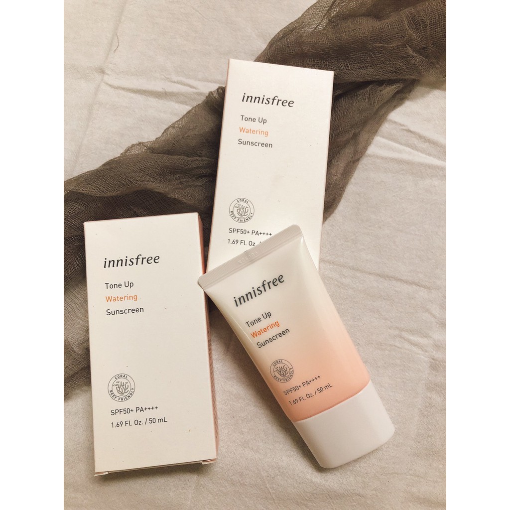 Kem Chống Nắng Innisfree Tone Up Watering Sunscreen SPF50+PA++++ dành cho da khô