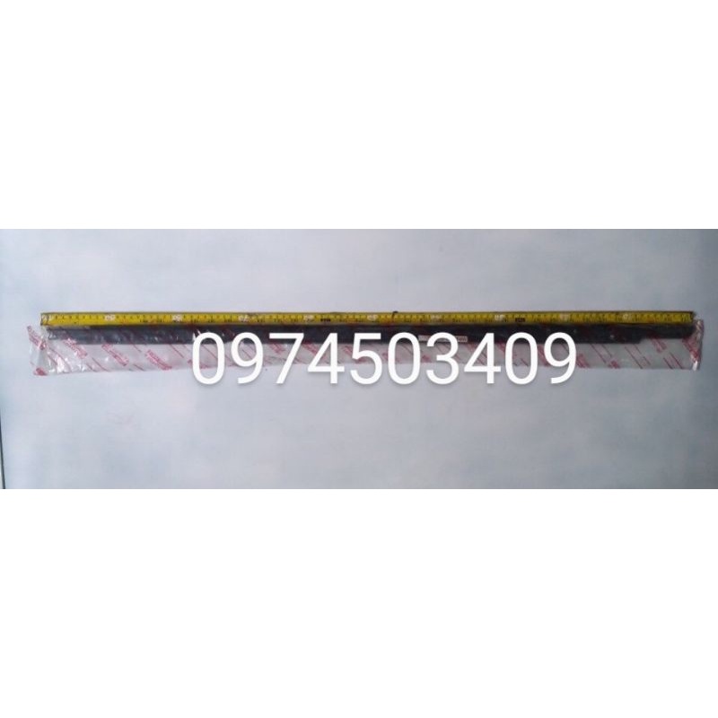 Nẹp chân kính theo xe Toyota Innova